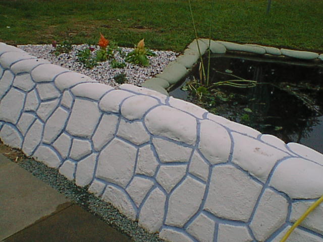 Bottom pond garden